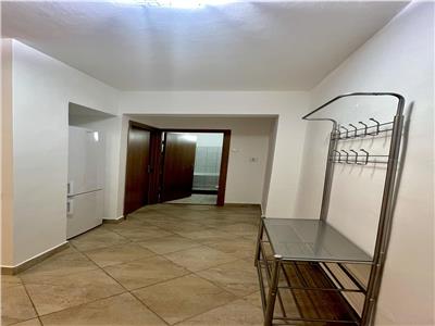 Inchiriez apartament cu 2 camere in TUDOR intre Fortuna si Corina