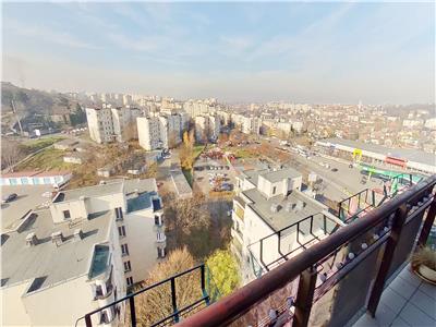 Inchiriez apartament cu 3 camere mobilat modern  Benta Towers