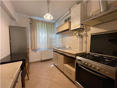 I am renting a two-room apartment in Cornisa, 1 minute from UMF