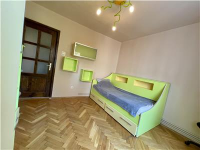 Apartament cu 3 camere de inchiriat, mobilat si utilat, in Tudor, str. Progresului