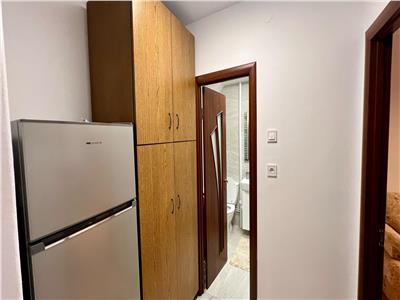 Inchiriez apartament cu 2 camere in Cornisa la doar 3 minute de UMF