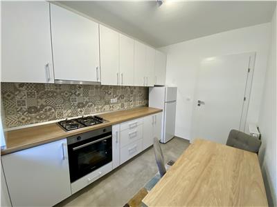 Apartament cu 2 camere de inchiriat, cu loc de parcare, complex Maurer