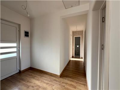 Vand casa noua cu 3 dormitoare, 2 bai, teren 480mp in Livezeni