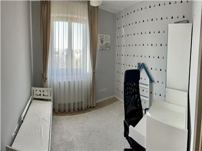 Apartament modern cu 3 camere de inchirieri, Colors Residence