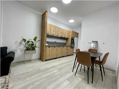 Inchiriez apartament cu 3 camere, mobilat si utilat, bloc nou, 70 mp utili, in Centru