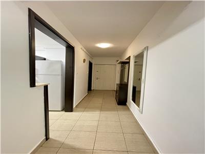 Apartament cu 2 camere decomandat, in Cornisa la 200 m de UMF