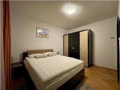 Apartament cu 2 camere decomandat, in Cornisa la 200 m de UMF