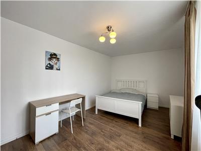 Apartament cu 3 camere de inchiriat, modern in Centru langa ING