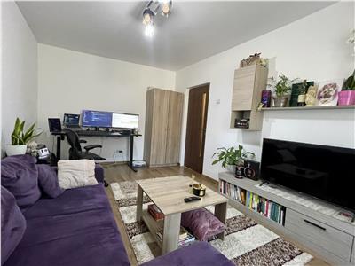 Apartament cu 2 camere de inchiriat, decomandat, in Tudor